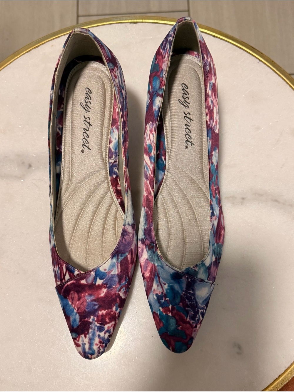 easy street Multicolor Floral Pointed-Toe Flats